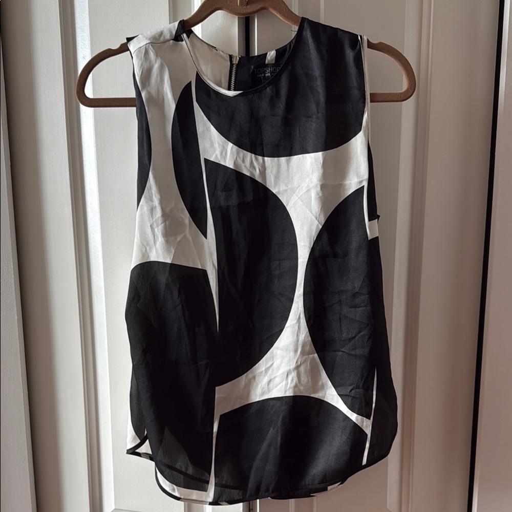 Topshop Black and White Graphic Sleeveless Blouse